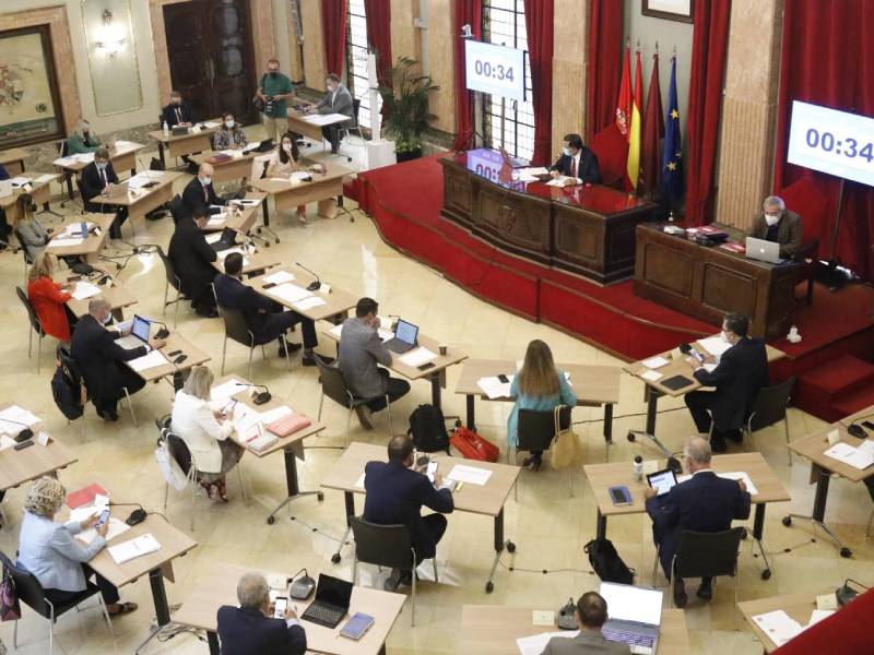 El Pleno aprueba por unanimidad el Acuerdo de Condiciones de Trabajo y Convenio Colectivo de los Empleados Públicos del Ayuntamiento de Murcia Tendrá una vigencia de tres años y beneficiará a 3.000 trabajadores municipales